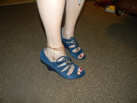 franco sarto blue suede shoes