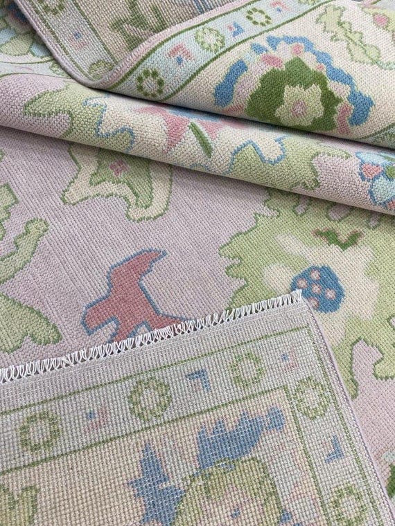 Handmade Wool Oushak Rug: Pink Pastel Floral Oriental Carpet