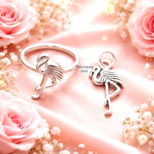 Elegante conjunto de anillo y colgante de flamenco en plata / Joyería inspirada en aves de la naturaleza / Diseño minimalista y elegante