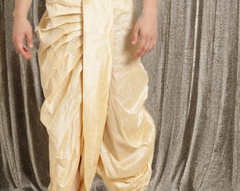 Dhoti beige tinta unita da uomo, dhoti in misto seta cucito, fondo etnico con chiusura a coulisse