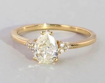 Moissanite taille ronde 1,5 ct, pierre latérale taille ronde, bague d'anniversaire pour elle, bague d'anniversaire de mariage moissanite, bague de fiançailles pour femme
