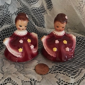 Darling Vintage Pair of PY Girls Shakers Japan Burgundy Dresses Kitchenware
