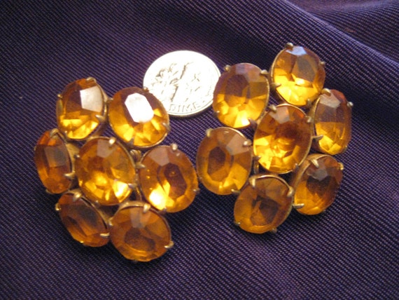 Elegant Vintage Amber Screw-On Earrings - image 1