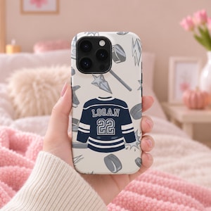 John Logan Off Campus-telefonskal | Briar University Merch för iPhone och Samsung