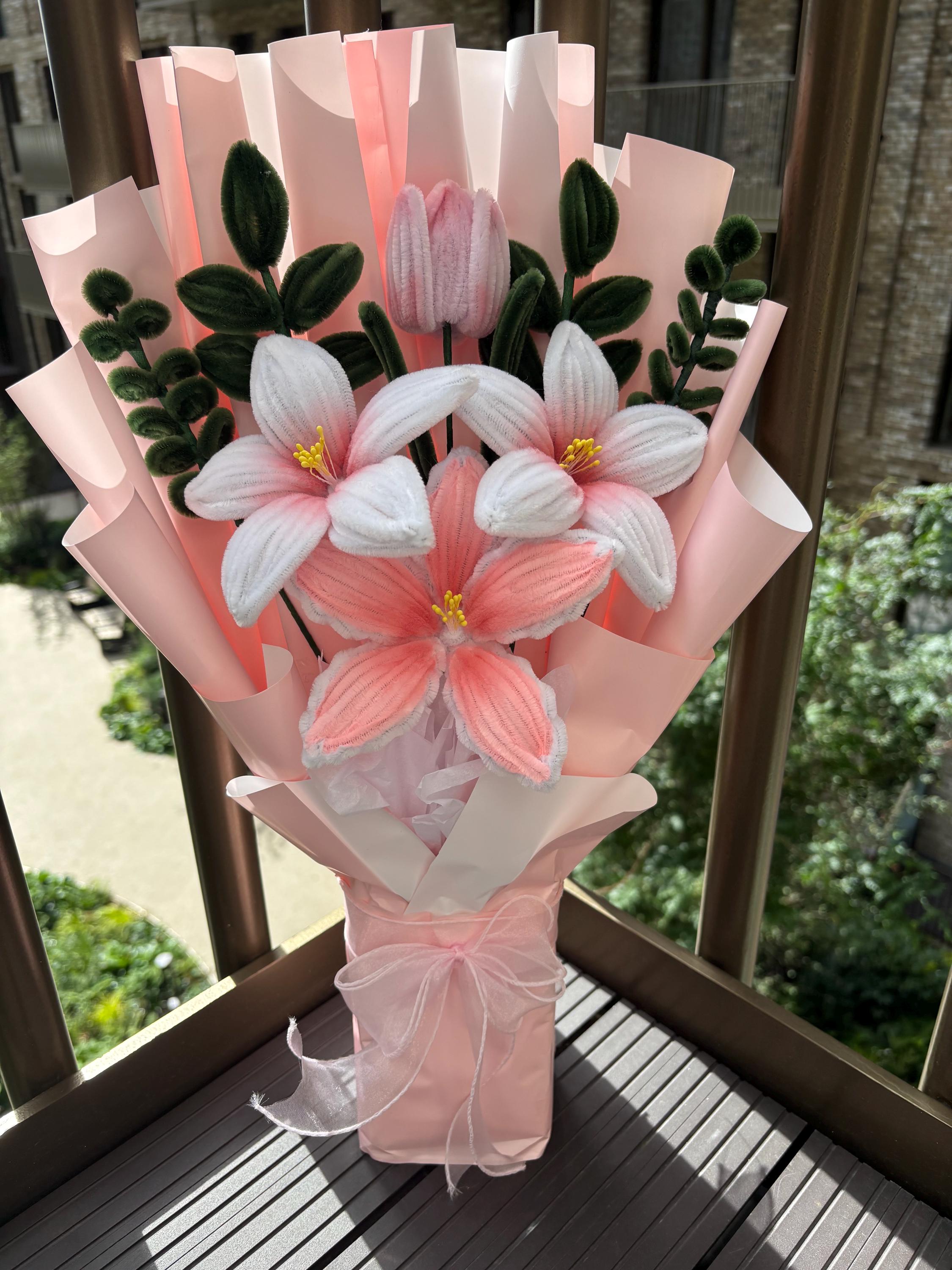 Dessin Colorié : Coloriage Pot De Fleur Par LEANA - Sans Dépasser