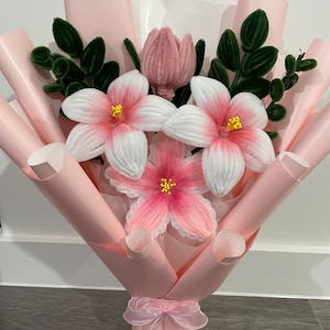 Pink Eternal Pipe cleaner Lily Bouquet image 3