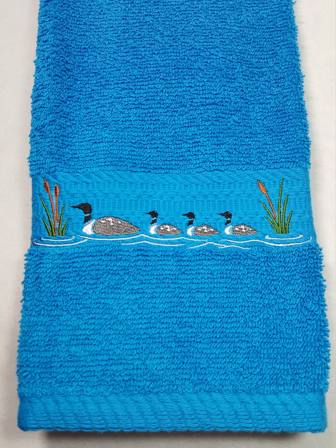 Loon Towel Turquoise Hand Towel Common Loons Hand Towels Etsy.de