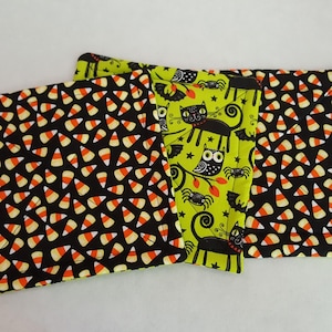 Halloween Fabric Potholders, Set of 3 Potholders, Bats Owls Black Cats, Quilted Cotton Potholders, Halloween, Kitchen Potholders