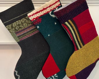 Handgemachte Wolle Weihnachtsstrumpf | Recycelter gefilzter Pullover | Komplett gefüttert | Erbstück Urlaub Dekor