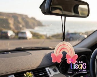 Ambientador para coche Pink Butterfly Rainbow, ambientador colgante hecho a mano para coche, aroma fresco y limpio a lluvia primaveral, accesorio femenino para coche