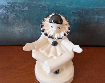 Vintage Ceramic L Pierrot Figurine. - Etsy Israel