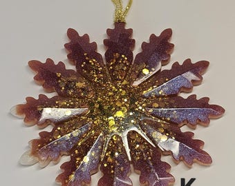 Handmade Resin Snowflake Ornament: Christmas Tree Decoration