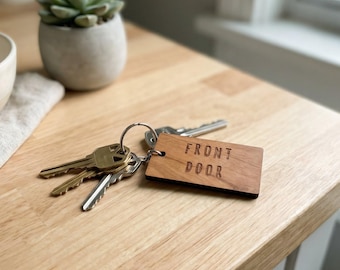 Personalised Wooden Keyring – Custom Engraved Rectangle Keyring for House Keys, B&B Rentals
