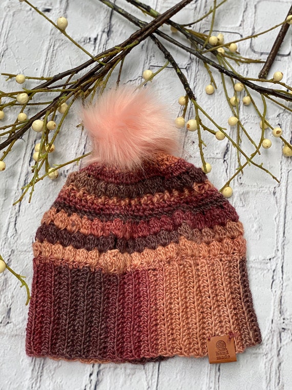 Elegant Warm Handmade Merino Yarn Crochet Beanie Winter Hat  display picture 1