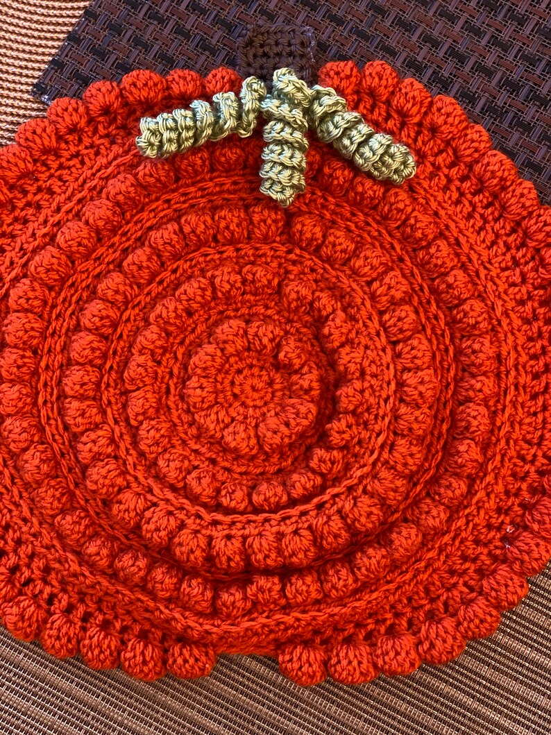 Large textured Rustic farmhouse handmade crochet pumpkin placemat, trivet decor placemats, autumn table safe decoration, hostess gift fall image 2