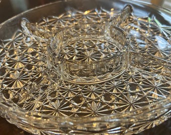 Veropa Clear Crystal “Daisy and Button” Divided 5 Part Hors Doeuvres / Relish / Nibbles Tray