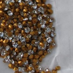 Swarovski Art.# 1100 - Vintage Swarovski Chaton Rhinestones #1100 in 2 -  Crystals and Beads for Friends