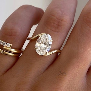 Vintage Oval Cut Moissanite Bypass Shank Solitaire Engagement Ring Unique Claw Prong Setting Thin Band Ring For Women 14k Solid Gold Ring