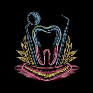 Może przedstawiać: Haftowany wzór dentystyczny na czarnym tle. Projekt przedstawia ząb, lusterko dentystyczne i sondę, z różową, żółtą i niebieską kolorystyką. Wieniec laurowy i dekoracyjna podstawa dopełniają projekt.