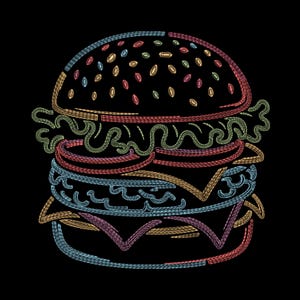 Puede incluir: Ilustración bordada de una hamburguesa sobre un fondo negro. La hamburguesa presenta líneas cosidas en varios colores, como rojo, azul, amarillo y verde. Incluye pan, lechuga, tomate, queso y una hamburguesa.
