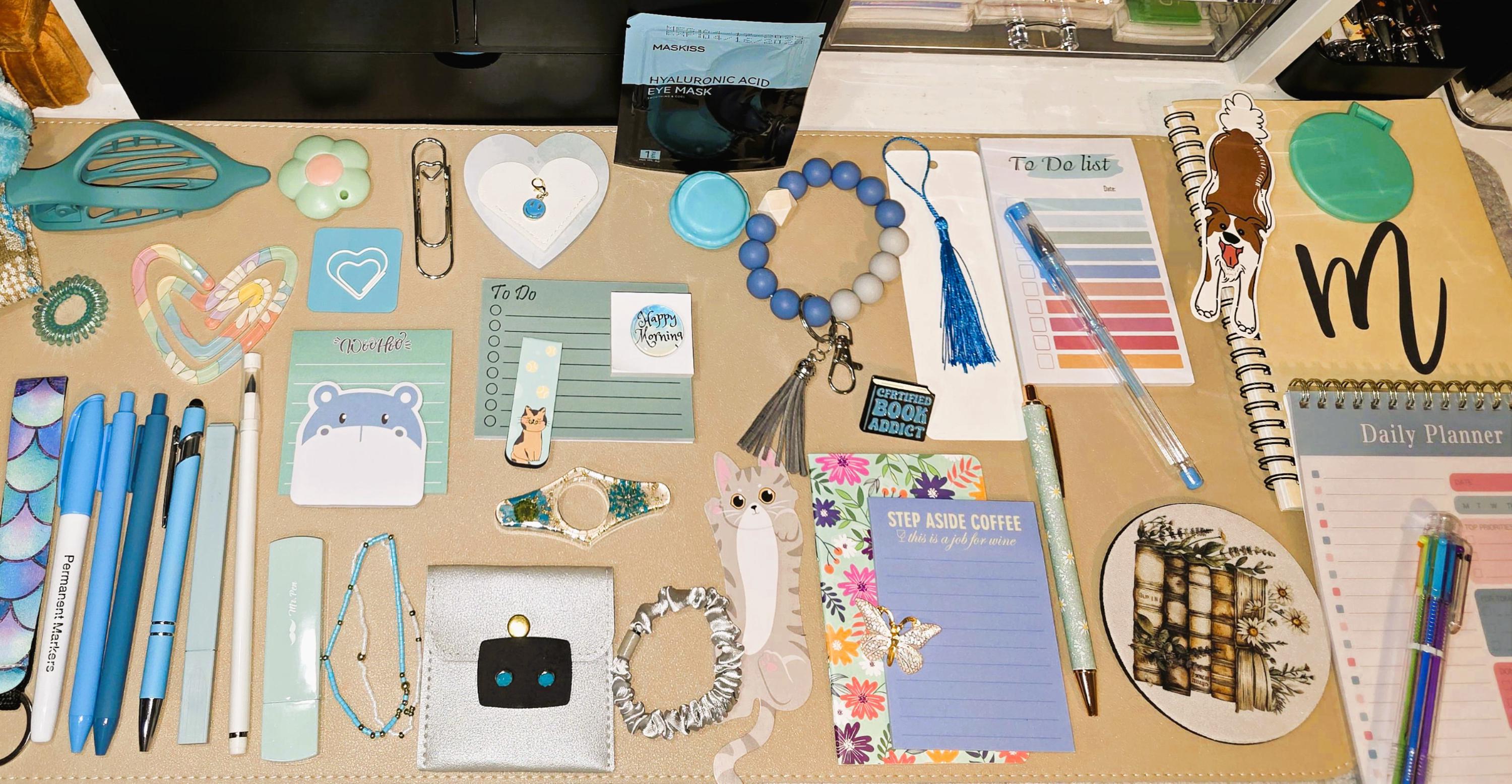 30 Item Mystery Bundle - Etsy