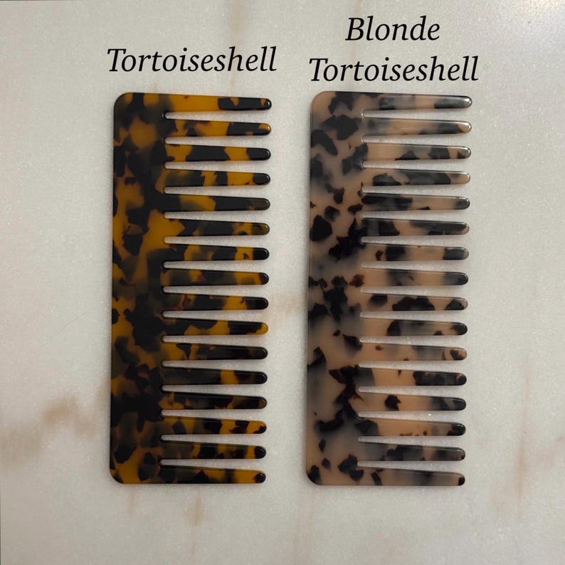 Hand-engraved Tortoiseshell Comb: Personalized Gift image 3