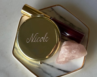 Personalized Hand-Engraved Round Gold or Silver Compact Mirror: Unique Birthday, Anniversary, or Bridesmaids Gift