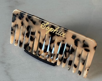Hand-engraved Tortoiseshell Comb: Personalized Gift