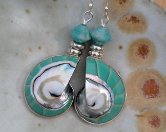 Oorbellen van zilver met nautilusschelpen en amazoniet: Kustsieraden, groen, blauw en wit