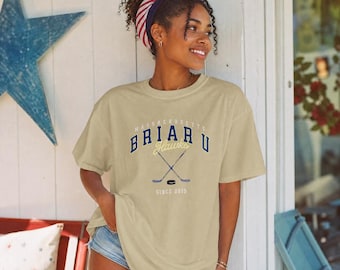 Briar U Hockey Tee Off Campus Comfort Colors T-shirt Garrett Graham Logan Dean BookTok Hockey Romance Elle Kennedy Bokinspirerad gåva