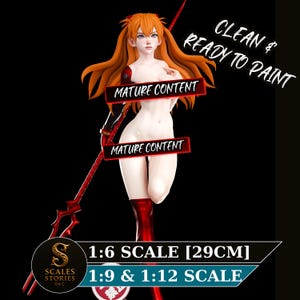 Könnte beinhalten: Eine weiße Figur einer weiblichen Figur mit langen, orangefarbenen Haaren und roten Stiefeln, die einen roten Speer hält. Die Figur ist mit "MATURE CONTENT" und "CLEAN & READY TO PAINT" beschriftet. Die Basis ist mit "1:6 SCALE [29cm]" und "1:9 & 1:12 SCALE" beschriftet.