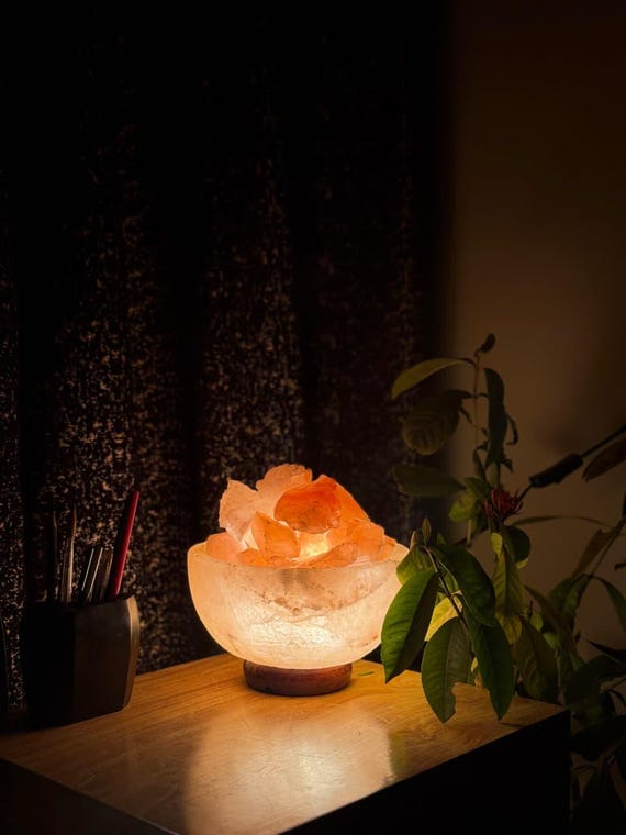 Himalayan Salt Bowl Lamp Glow .