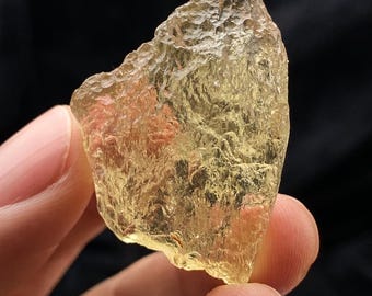 Libyan Desert Glass Meteorite - The Sacred Stone of the Sahara  - Raw Specimens - Earth's Cosmic Treasure
