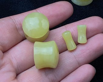 Sydkinesiska Jade Dubbelutvidgade Pluggar - Par Naturliga Kvartsitstensmätare - Släta Organiska Örontunnlar