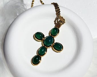 Smaragdgrönt korshalsband, 18k guldpläterat statement-hänge, vintage-smycken för kvinnor, vattentätt rostfritt stål, present till henne