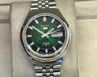 Orologio automatico vintage Seiko 5 da uomo: acciaio inossidabile con giorno e data