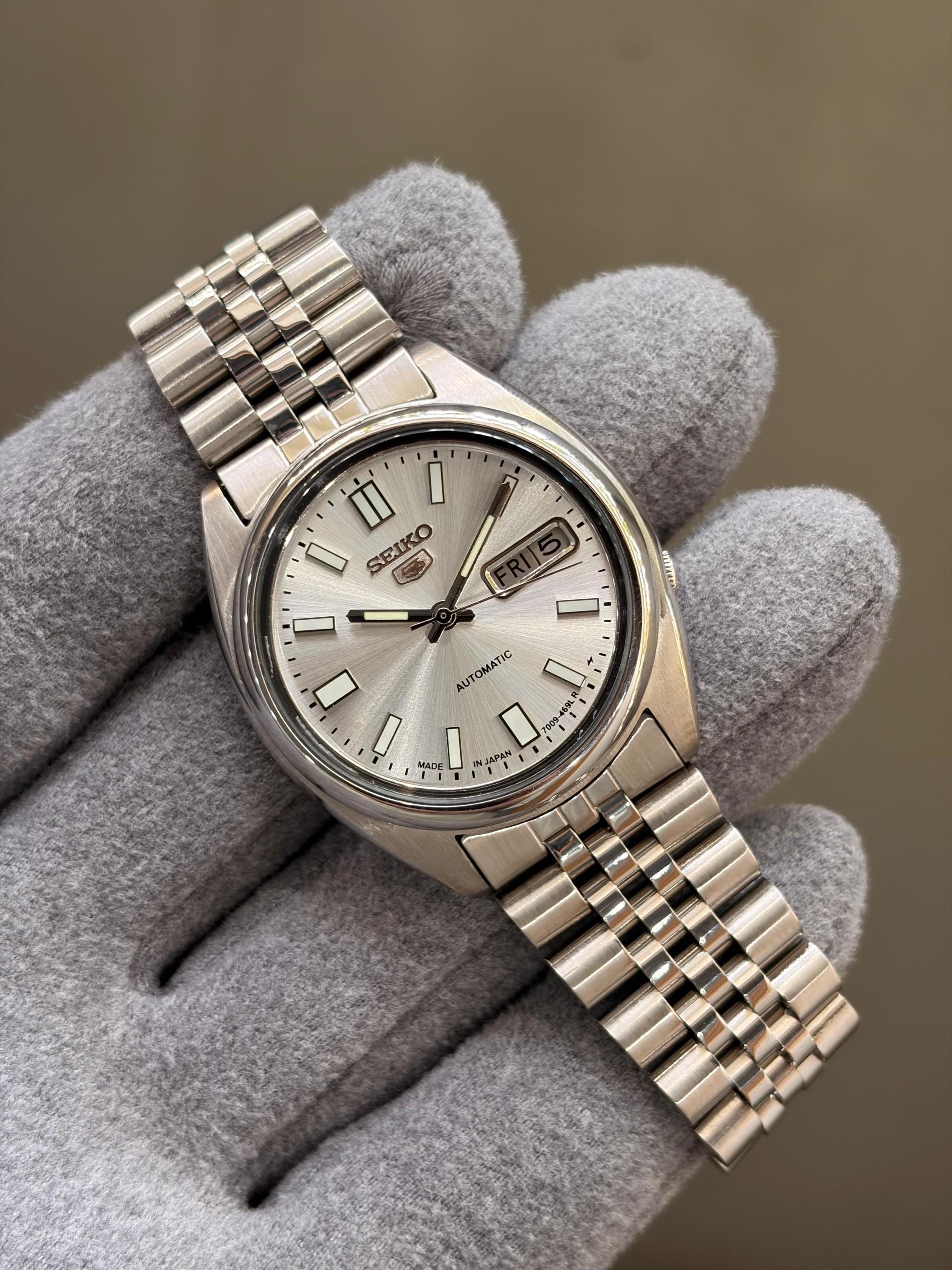 SEIKO 5 6119-8250 21石デイデイト自動巻 OH済 1969年製 Seiko 5 6119 - Etsy