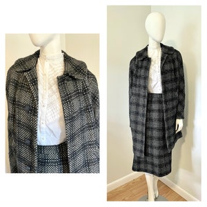 Vintage 1960s Black & White Tweed Coat and Skirt Set size Medium