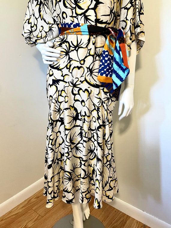 Vintage 1980s does 1930s Silk Floral Dress size S… - image 4