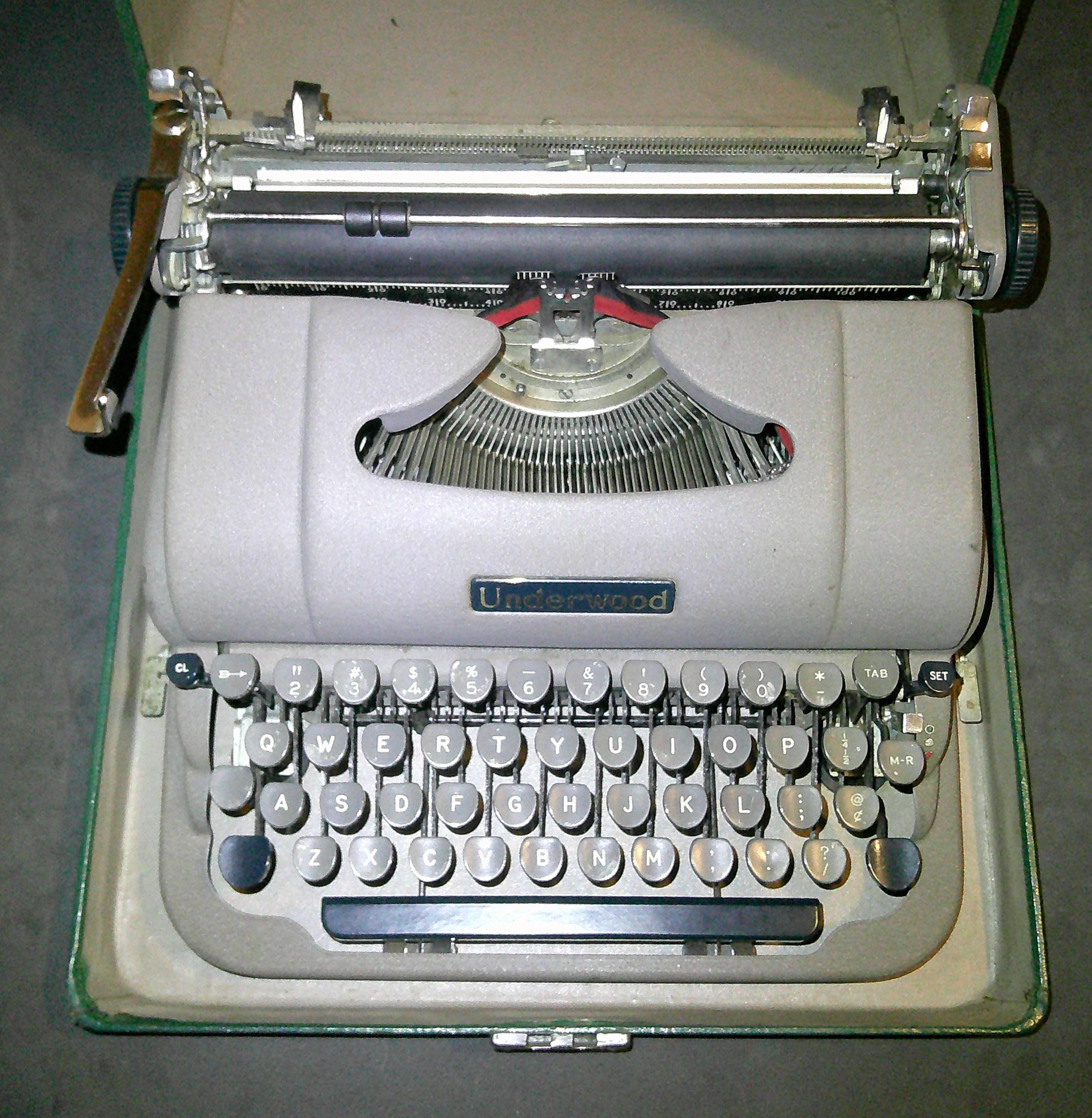 Antique Underwood Typewriter With Case - Etsy