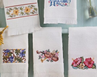 Towels to Stitch – Leisure Arts Cross Stitch Book