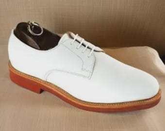 Zapatos Derby de Cuero Blanco Hechos a Mano: Oxfords Clásicos con Cordones para Bodas