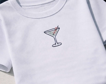 Camiseta bordada de béisbol Martini / Camiseta para amantes del béisbol / Camiseta sin mangas para el día del partido / Regalo para mamás beisboleras / Camiseta deportiva Martini / Deportes costeros