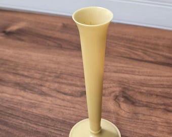 Jarrón pequeño vintage de celuloide color crema de 23 cm (9 pulgadas) estilo trompeta Art Déco para decoración de tocador