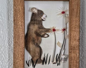 Einzigartige handgemachte Feder-Kunst-Bär Silhouette in Naturholzrahmen