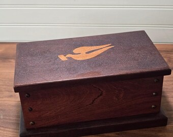 Vintage Handcrafted Wooden Memory Box Arrowhead Inlay Keepsake Valet Chest