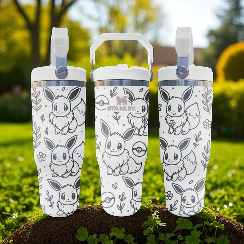 Evoli mit Gravur Stanley Frost Flip Strohhalm – Niedlicher Pokémon Becher für Fans – Personalisierter Pokémon Becher Bild 1