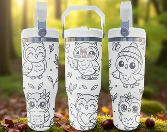 Vaso con forma de búho grabado – Botella con pajita con tapa abatible – Diseño de pájaro del bosque – 20 oz, 30 oz y 40 oz