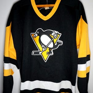 Vintage 1990s Pittsburgh Penguins Jersey Men’s L / CCM Maska NHL Shirt / 90s Hockey Jersey / Retro Sports Team Top