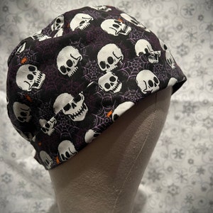Ladies Scrub cap Halloween Skulls &quot;Glow-in-the-Dark&quot;